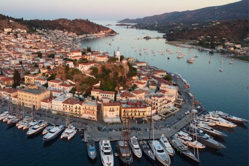 Best Restaurants Sailing Greece